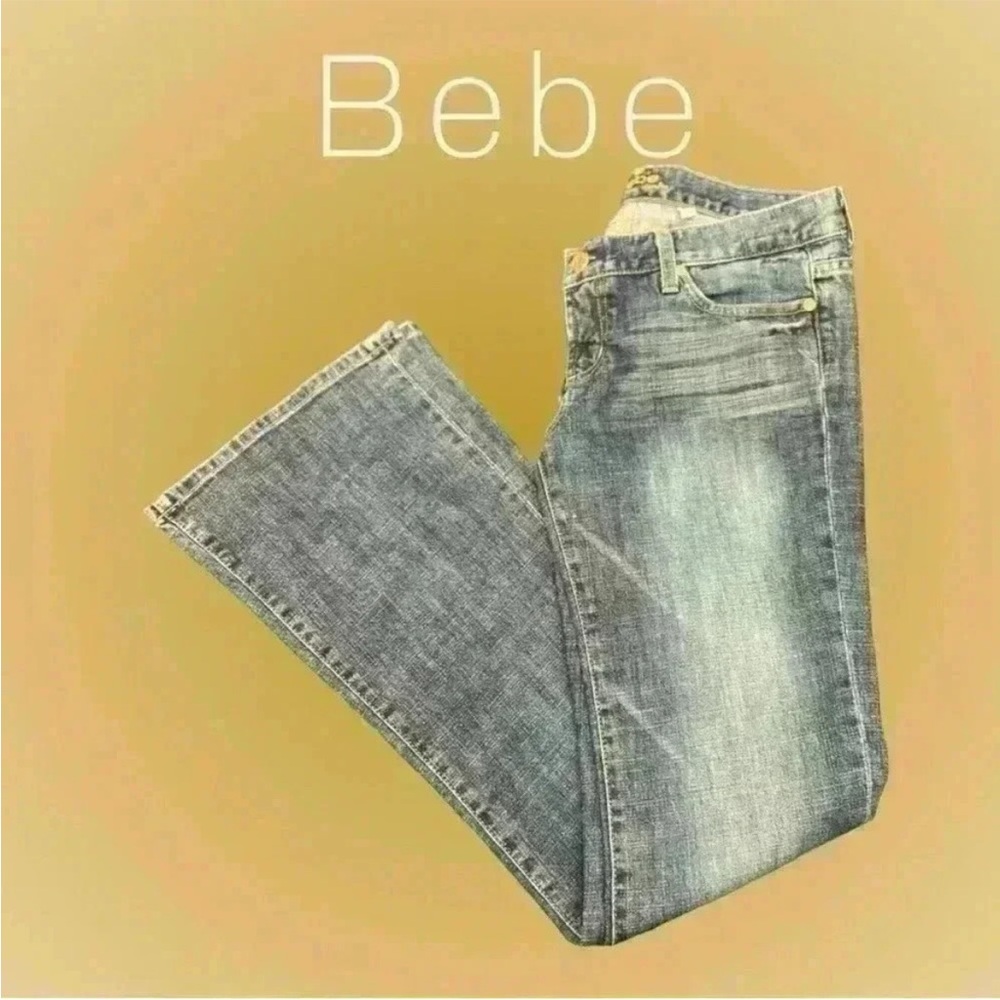 Bebe Carmen Rivet bootcut jeans size 30" in great condition Low rise vintage